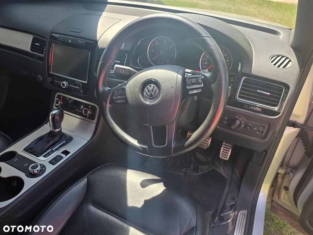 Volkswagen Touareg 3.0 V6 TDI 4XMot BMT - 18