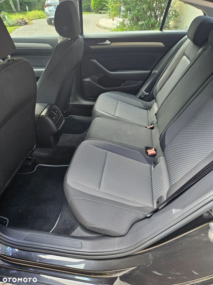 Volkswagen Passat 1.5 TSI EVO Essence DSG - 10