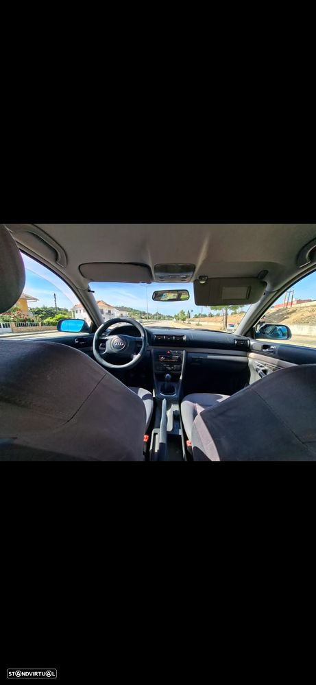 Audi A4 1.6 Ambiente - 5