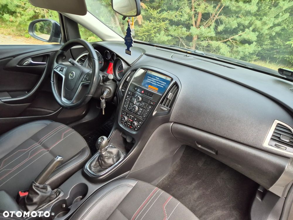 Opel Astra 1.4 T Cosmo - 7
