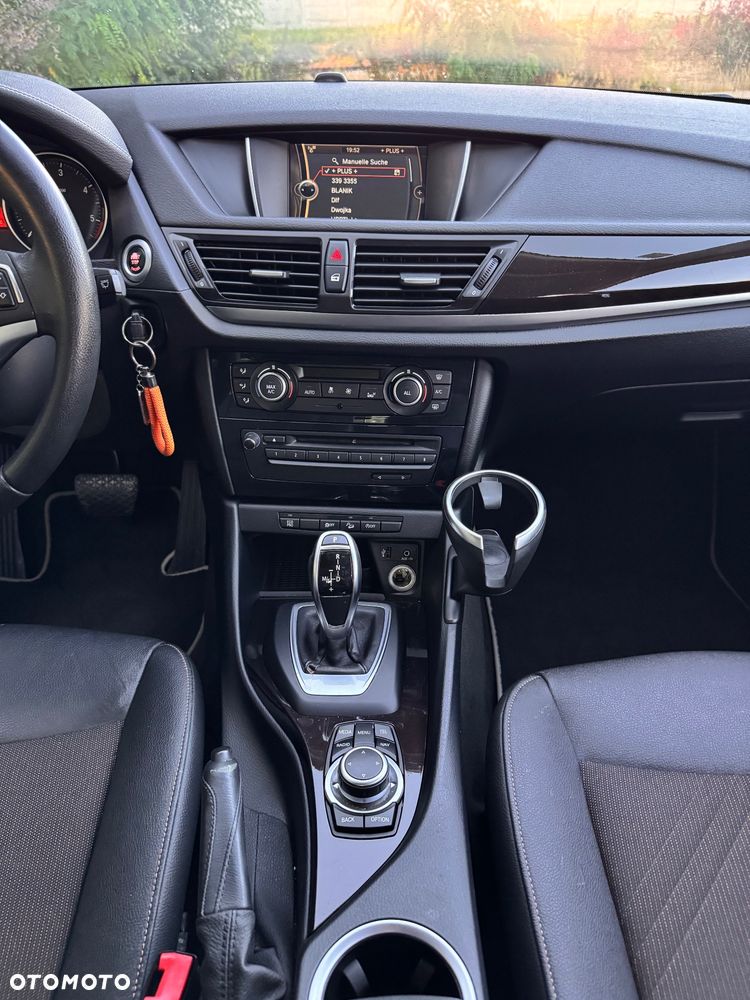 BMW X1 - 10