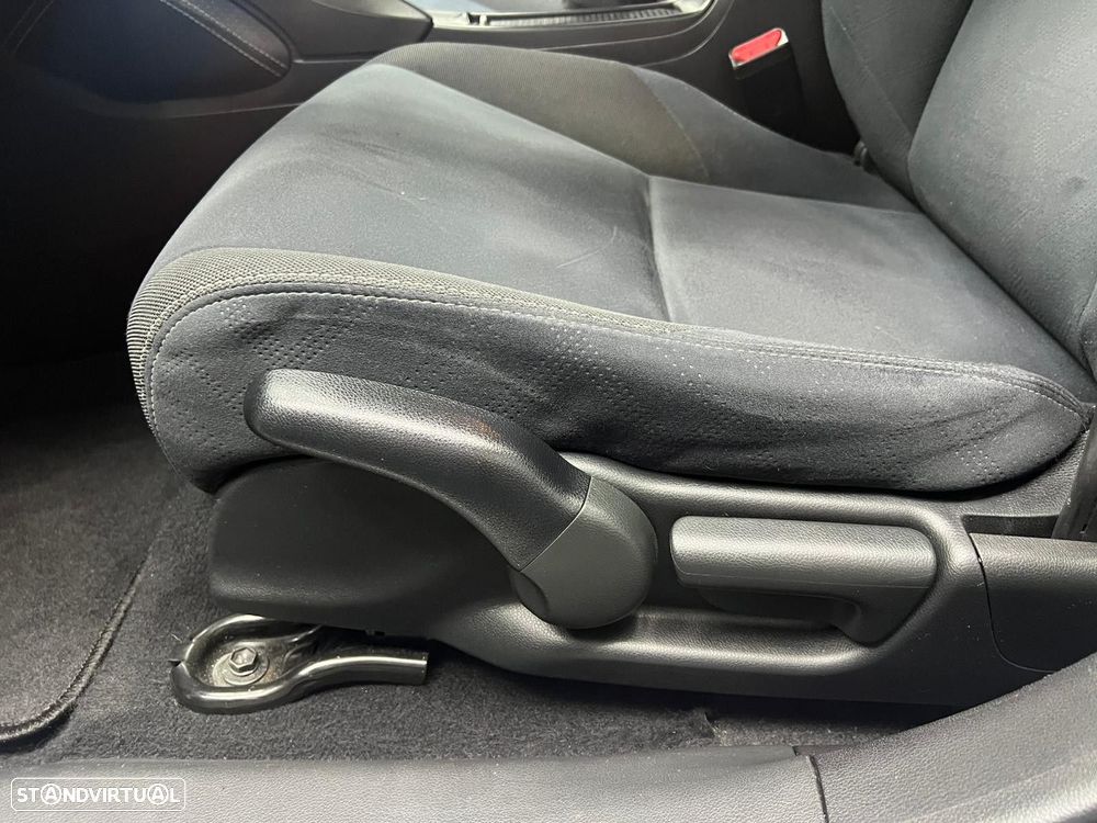 Honda Civic Tourer 1.6 i-DTEC Sport Navi - 41