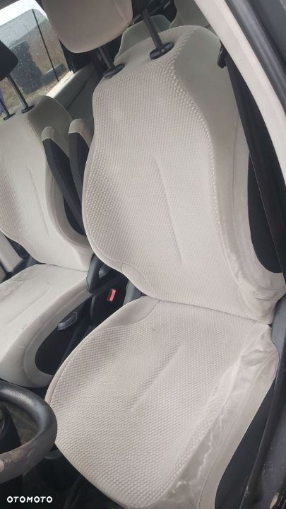citroen c4 picasso 1,6 HDI silnik - 8