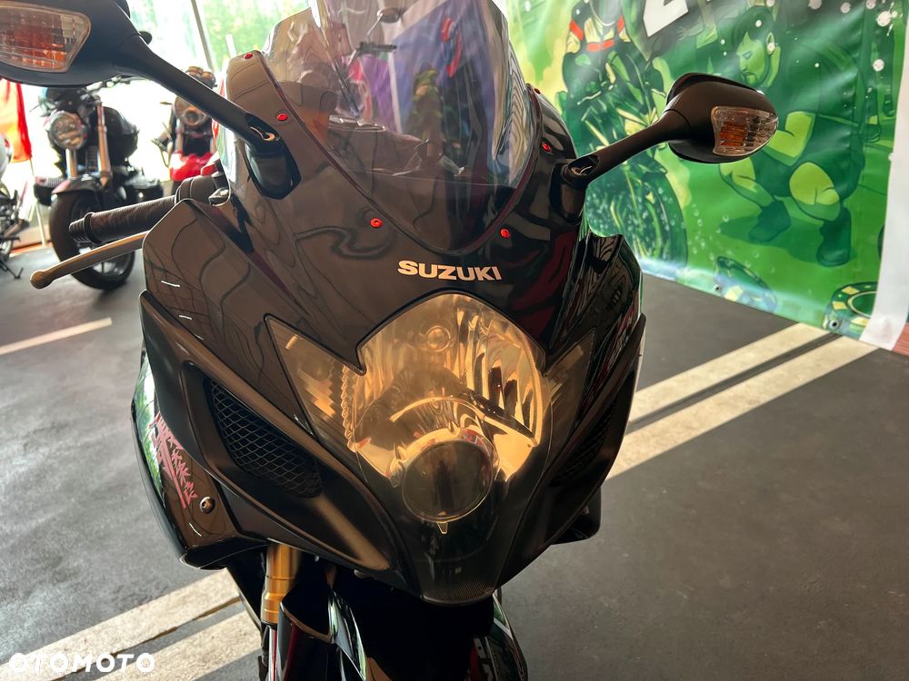 Suzuki GSX-R - 20