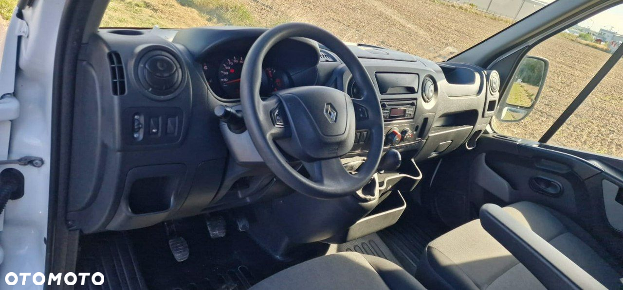 Renault Master - 25