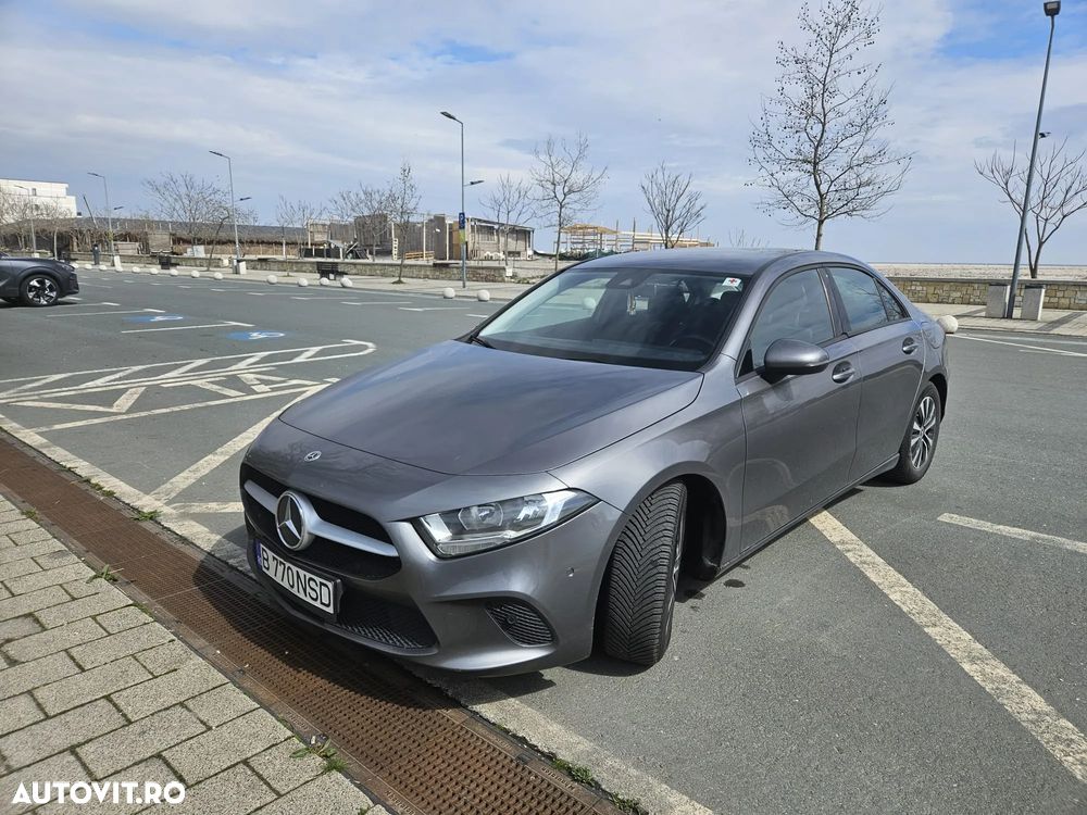 Mercedes-Benz A 180 - 4