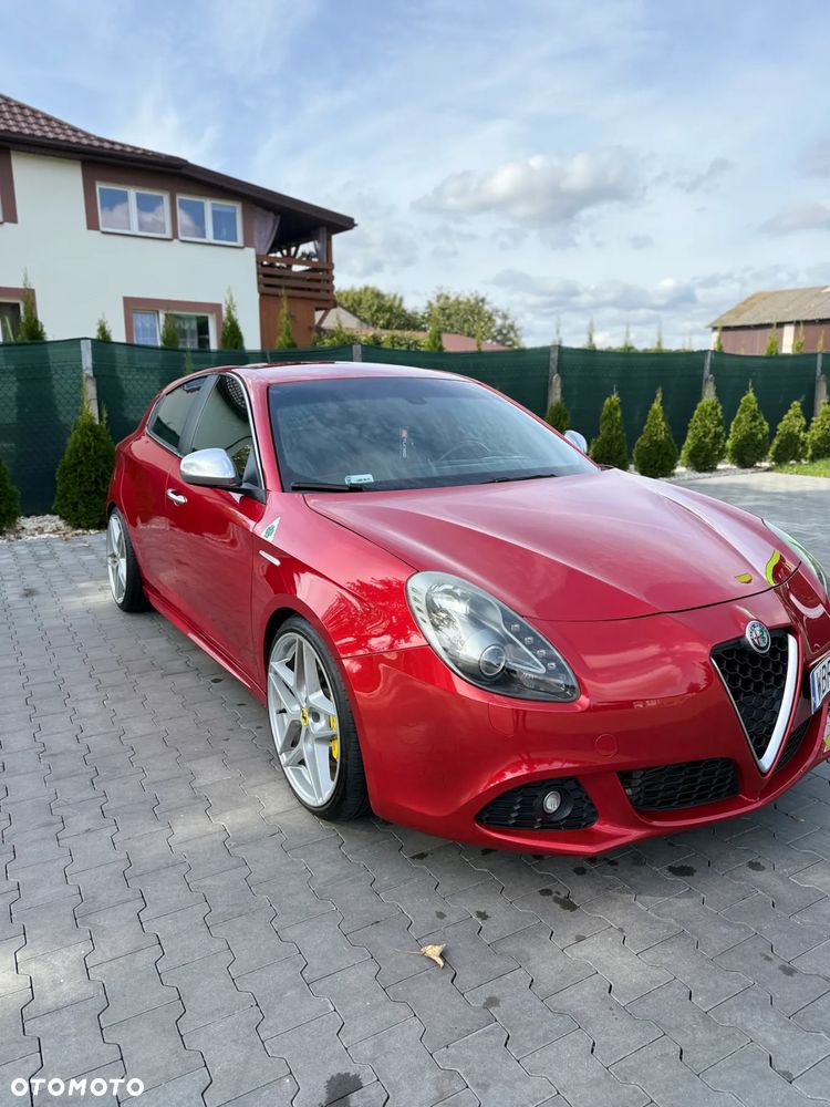 Alfa Romeo Giulietta 1750 TBi Quadrifoglio Verde - 4