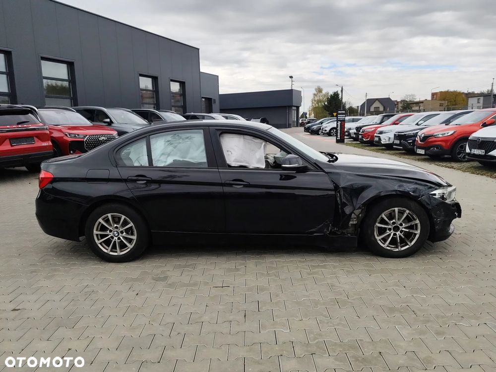 BMW Seria 3 318d - 6