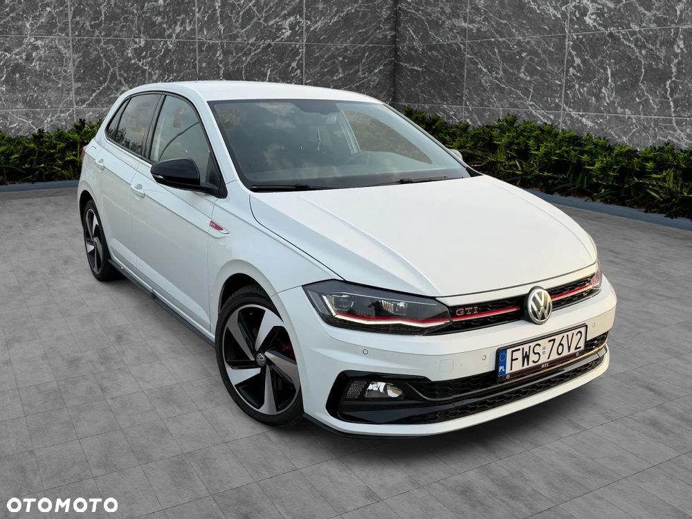 Volkswagen Polo 2.0 TSI DSG GTI - 5