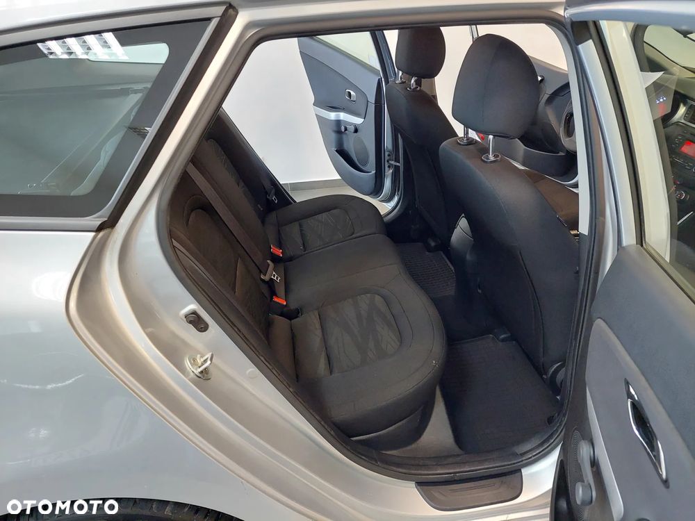 Kia Ceed 1.6 GDI M - 25