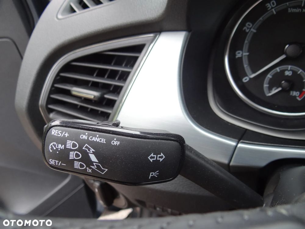Skoda Fabia 1.0 TSI Ambition - 33