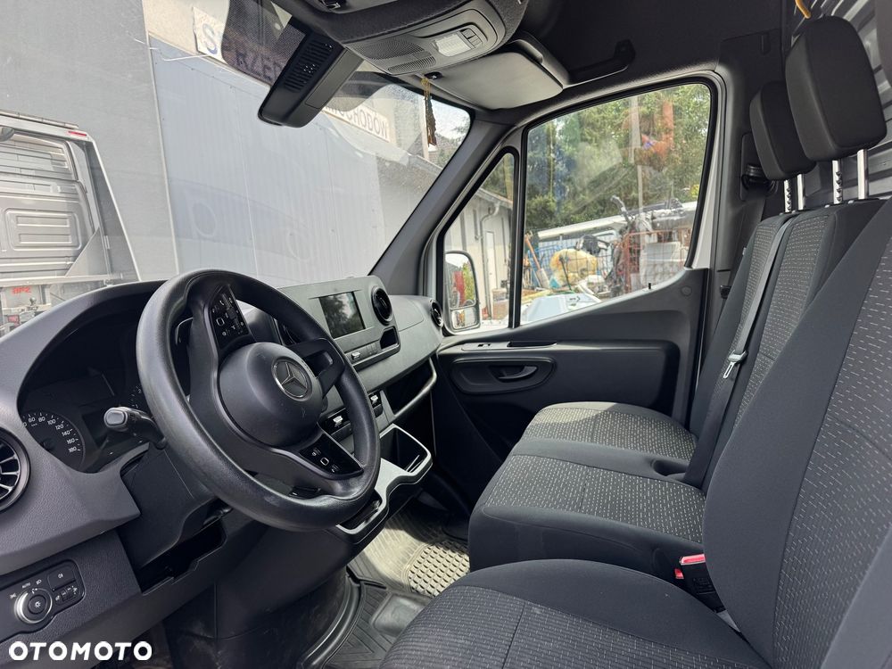 Mercedes-Benz Sprinter 319 max - 5
