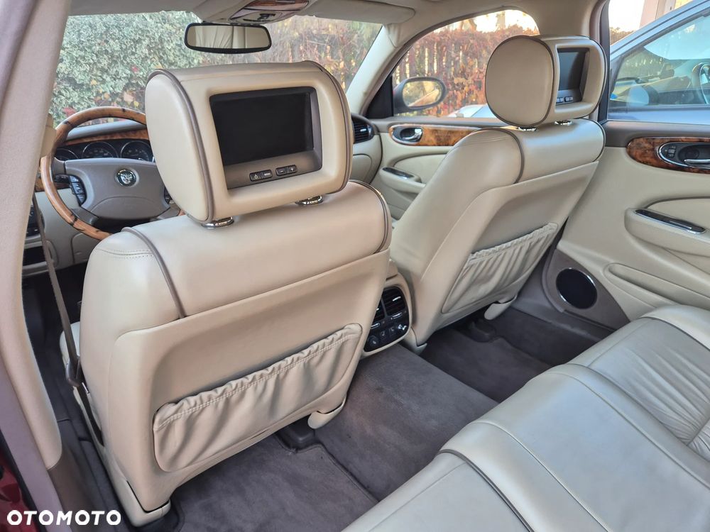 Jaguar XJ Super V8 (LWB) - 30