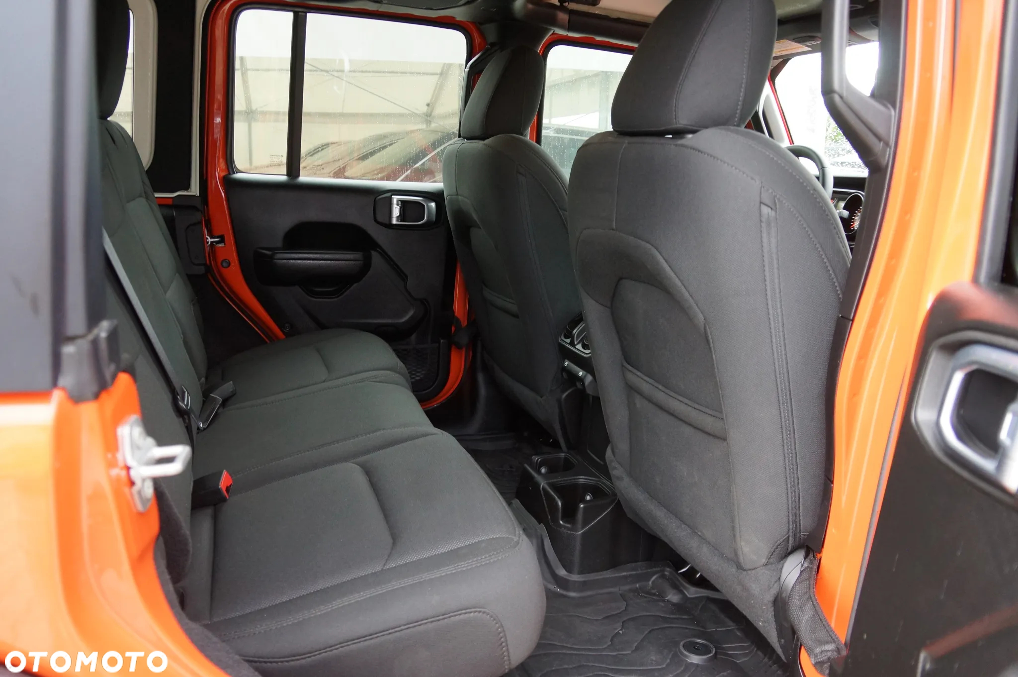 Jeep Wrangler - 27