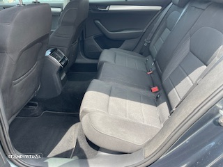 Skoda Superb Break 1.6 TDI Ambition - 17