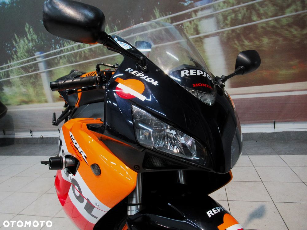 Honda CBR - 15