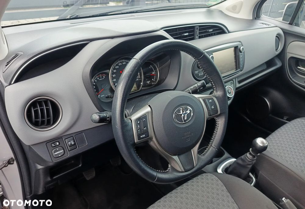 Toyota Yaris 1.33 Dynamic EU6 - 2