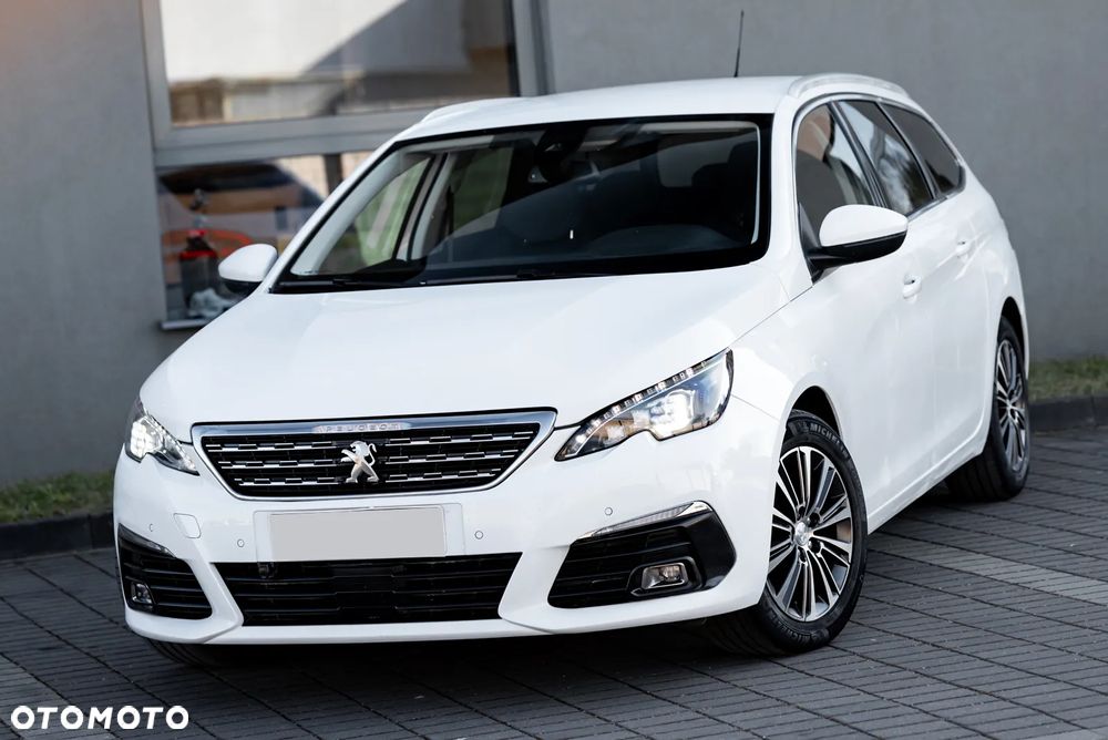 Peugeot 308 PureTech 130 GPF EAT8 Stop & Start Allure - 1