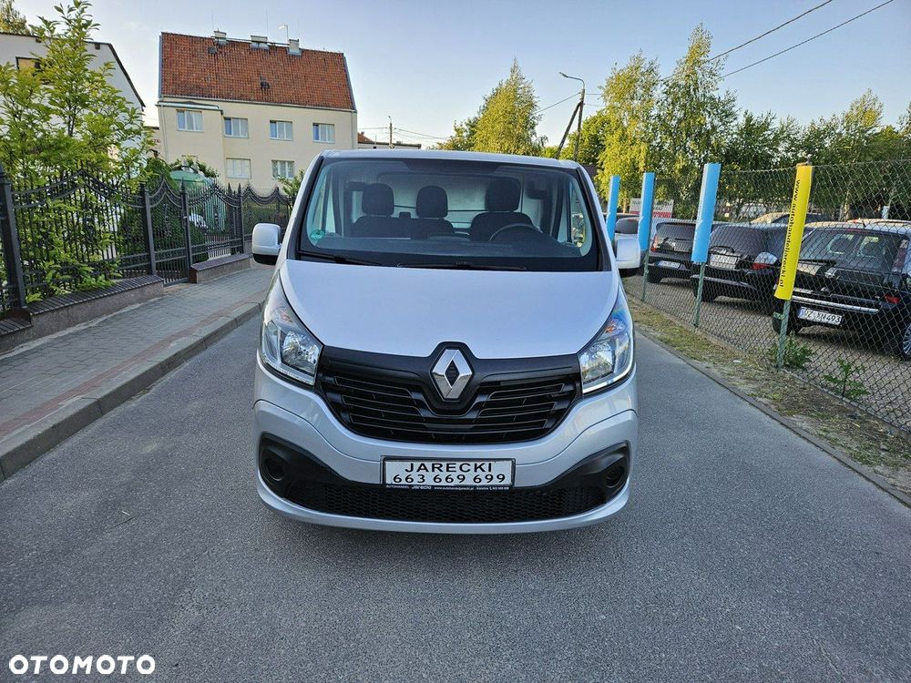 Renault Trafic - 2