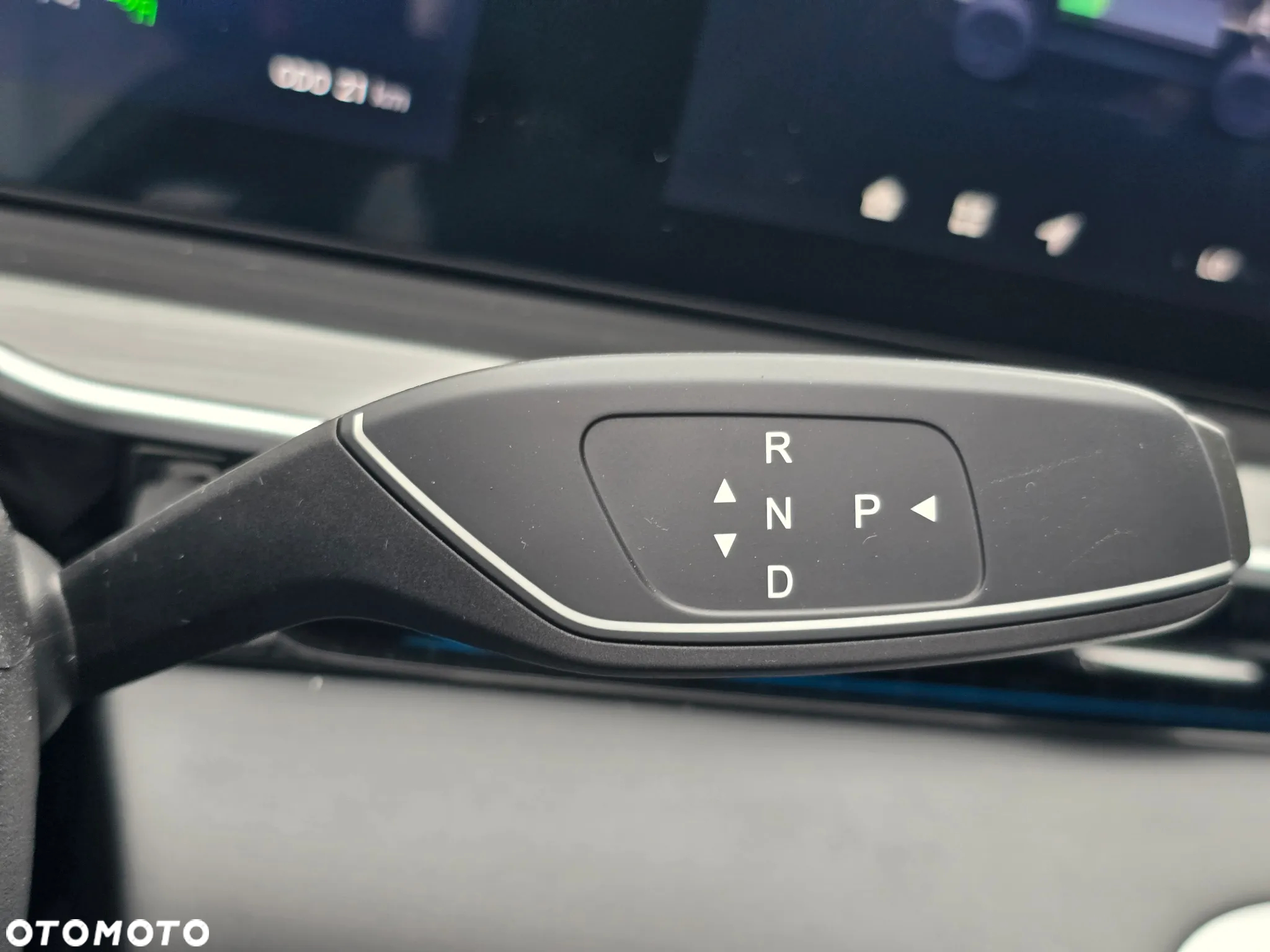 Omoda 9 1.5 Super Hybrid Exclusive AWD - 12