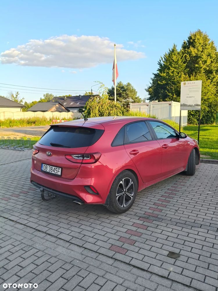 Kia Ceed SW 1.4 Edition 7 - 12