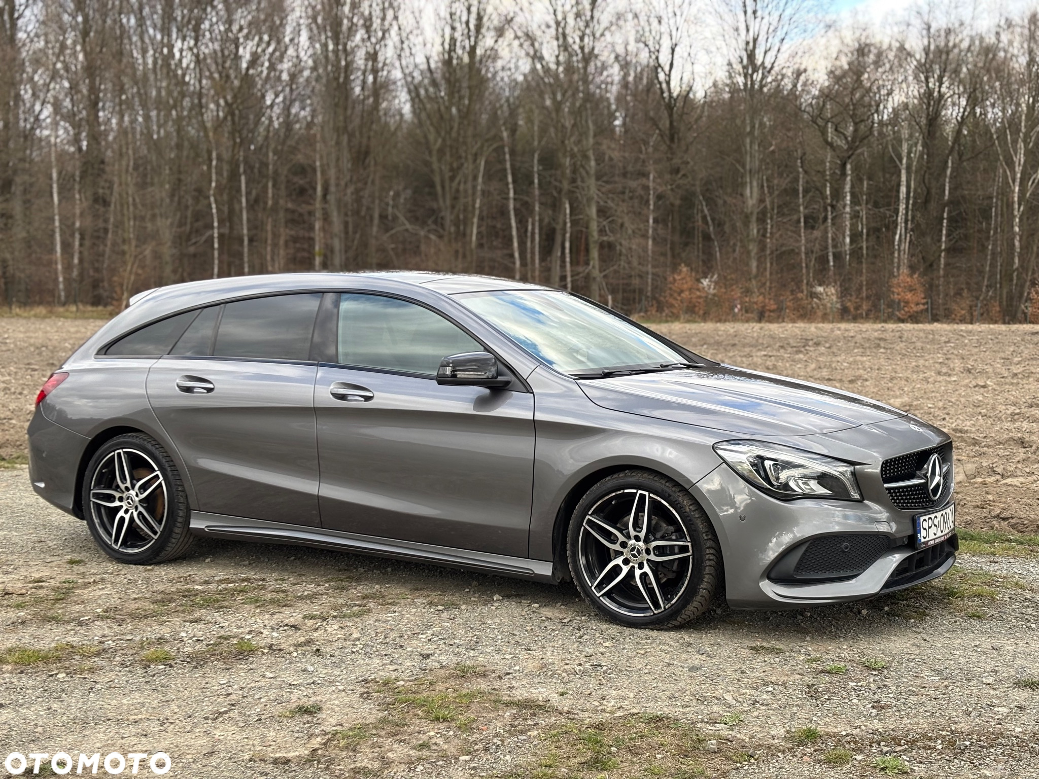 Mercedes-Benz CLA 180 7G-DCT - 17