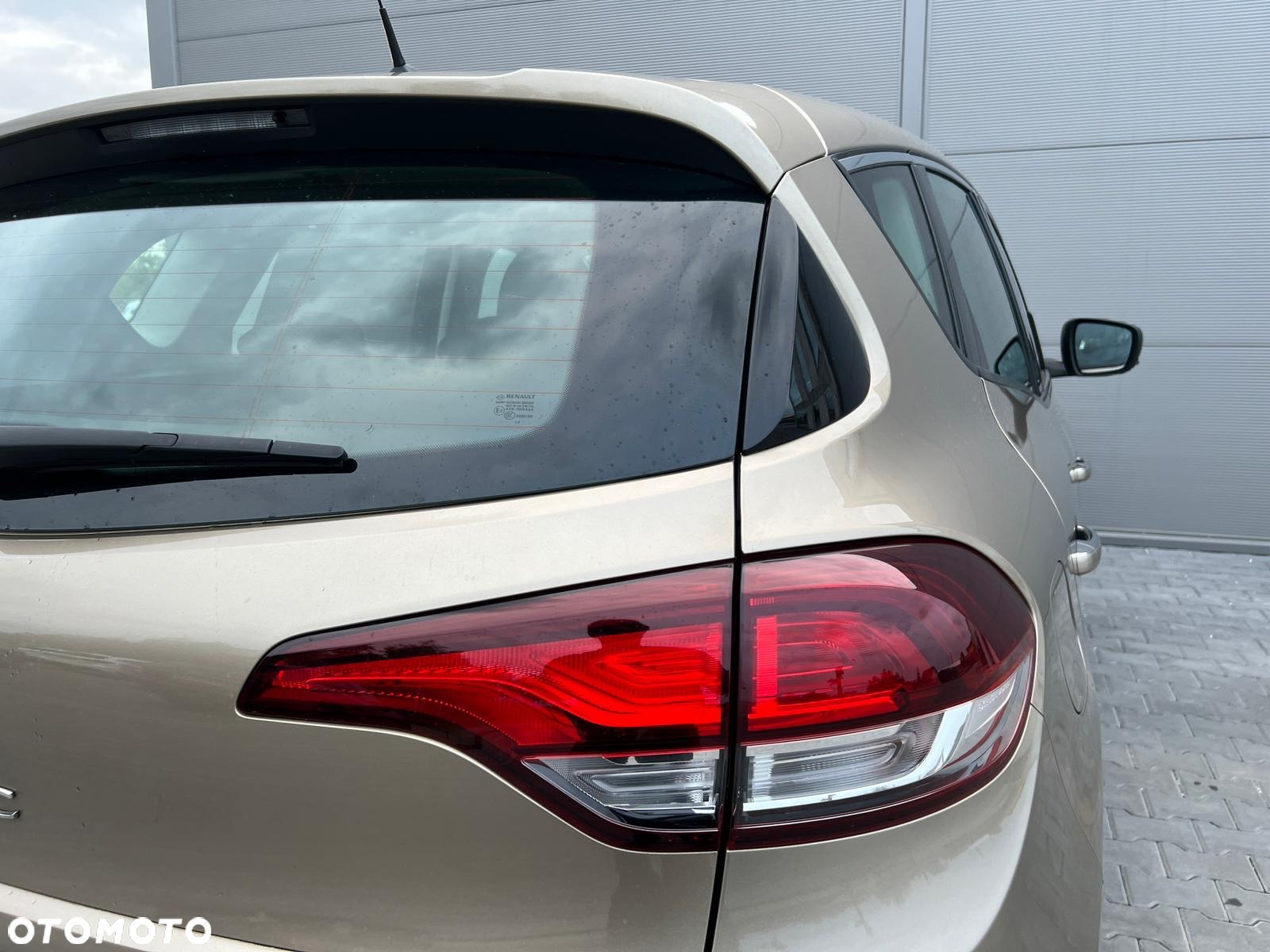 Renault Scenic ENERGY TCe 115 EXPERIENCE - 8