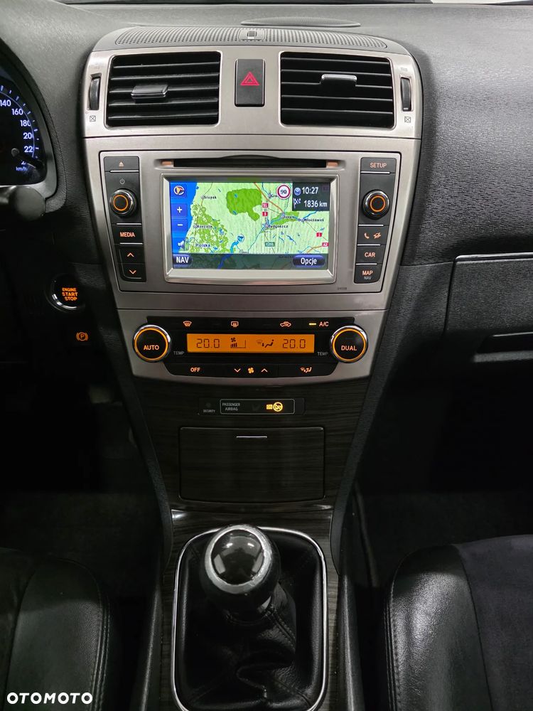 Toyota Avensis 2.0 D-4D Sol Premium - 9