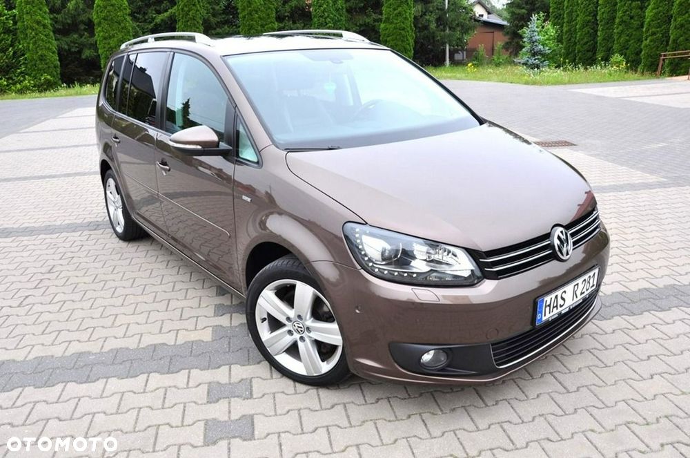 Volkswagen Touran - 10