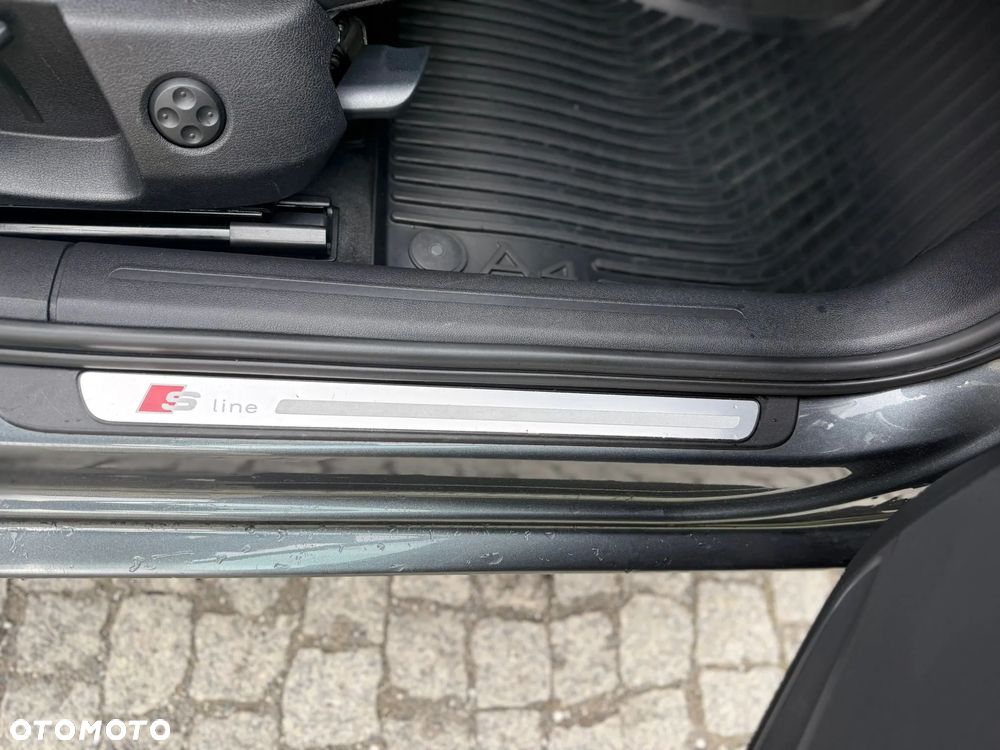 Audi A4 Avant 2.0 TDI DPF S line Sportpaket - 19