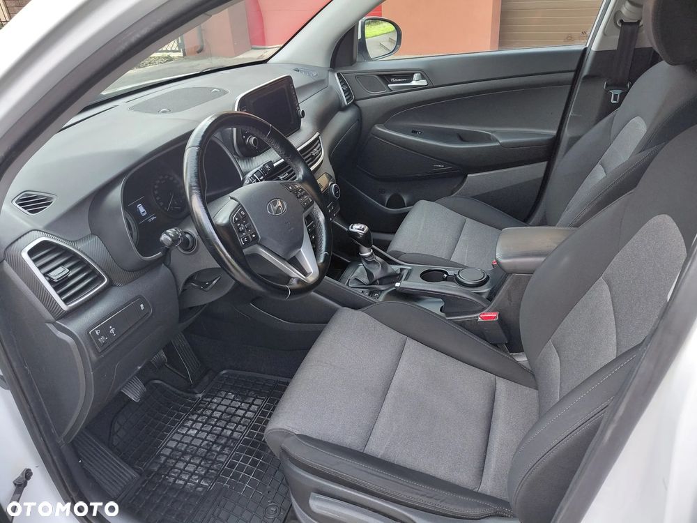 Hyundai Tucson - 11