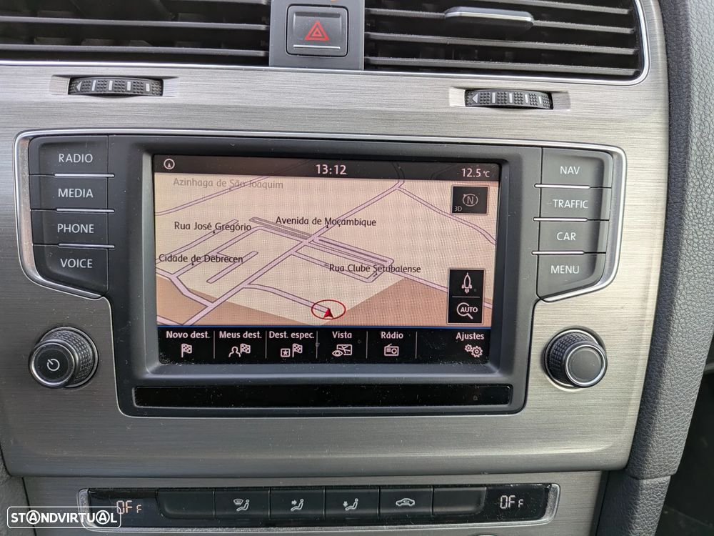 VW Golf Variant 1.6 TDi BlueMotion Confortline - 12