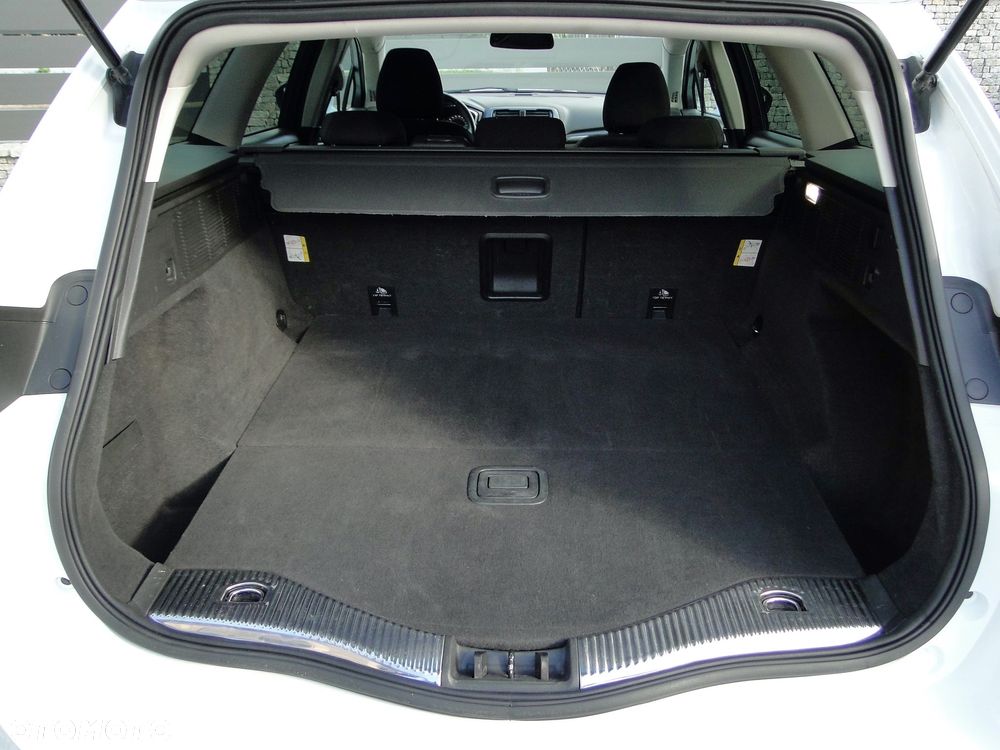 Ford Mondeo 2.0 TDCi Titanium PowerShift - 12