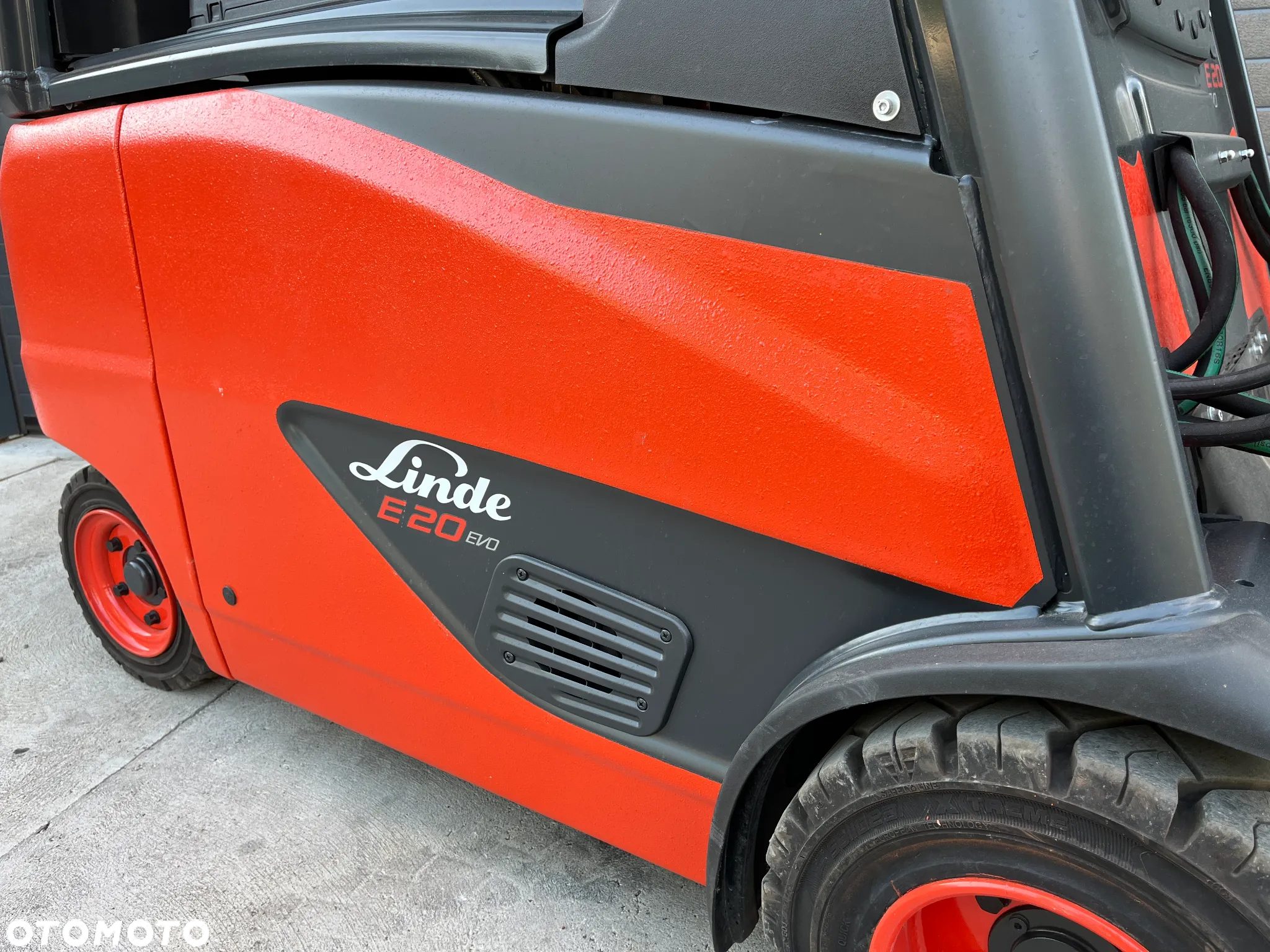 Linde E20PH 386-01 Elektryczny Ładowarka zintegrowana - 9