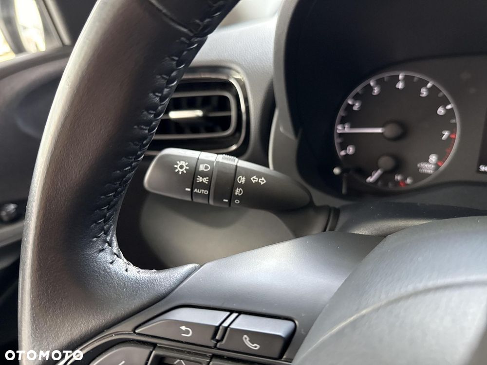 Toyota Yaris - 20