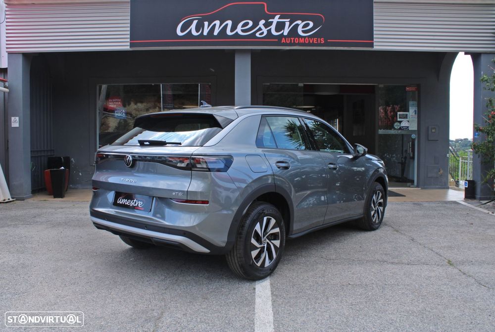 VW T-Roc 1.5 eTSI Life DSG - 3