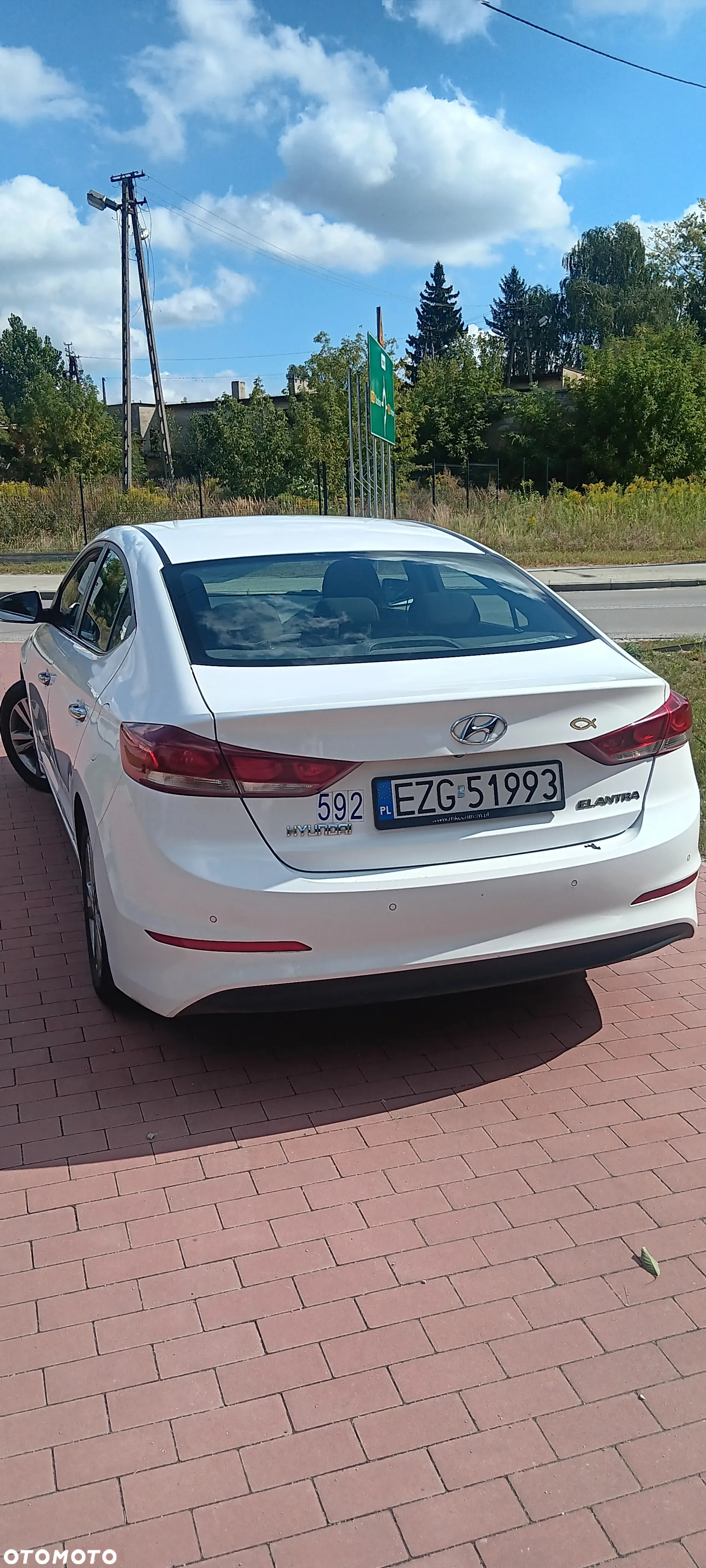 Hyundai Elantra 1.6 Comfort - 6