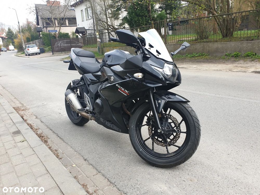 Suzuki GSX-R - 3