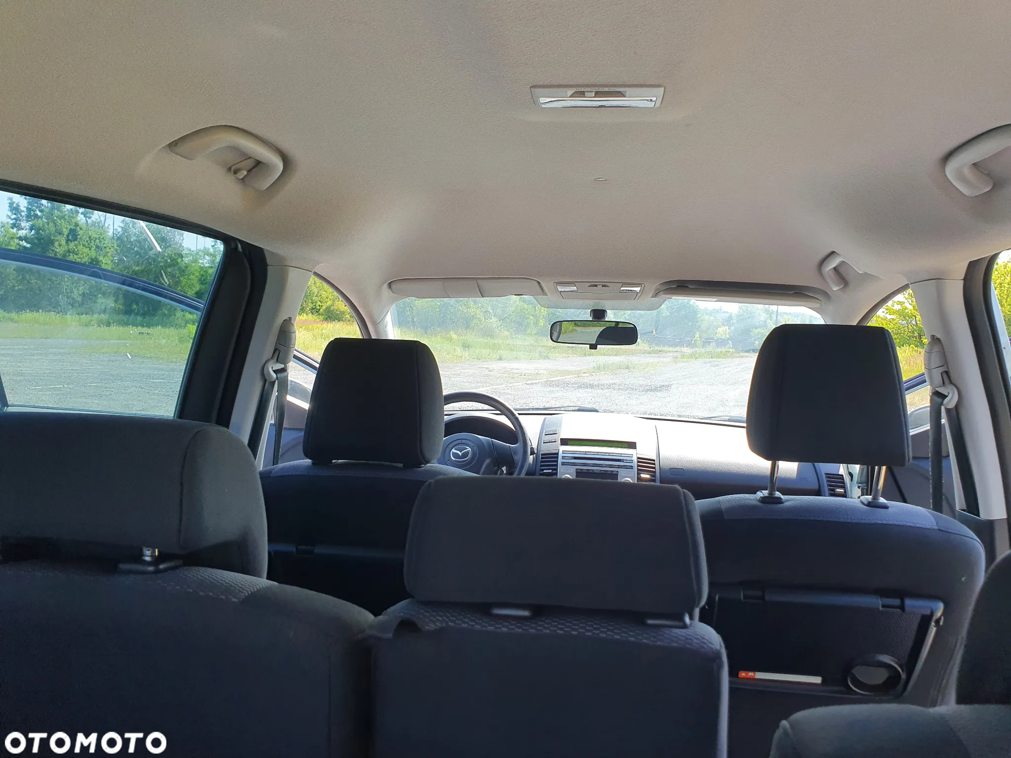 Mazda 5 2.0 Exclusive + - 32