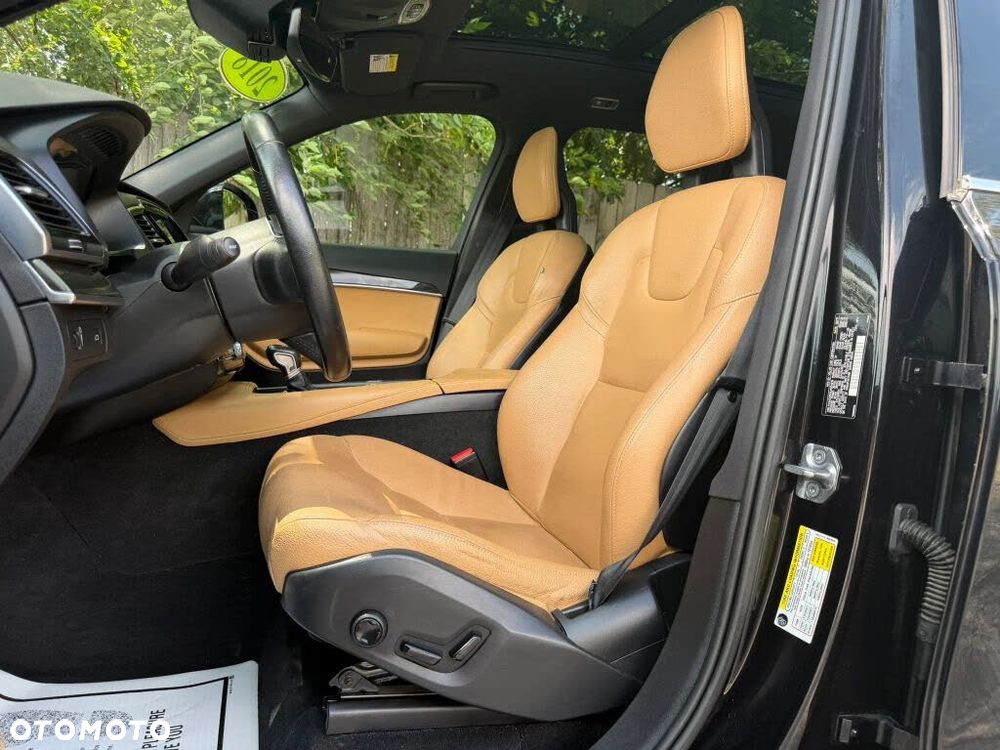 Volvo XC 90 - 12