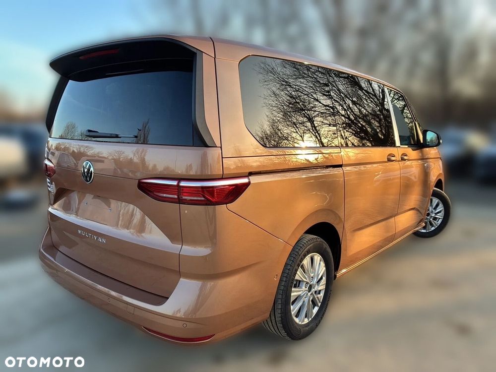 Volkswagen Multivan - 6
