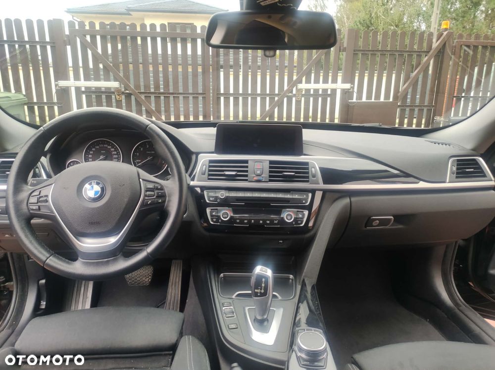 BMW 3GT 330i GPF Sport Line - 2