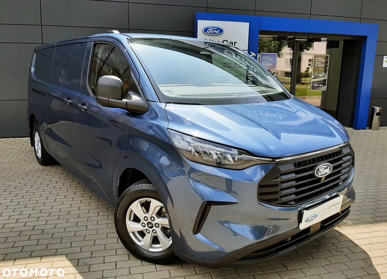 Ford Custom - 4