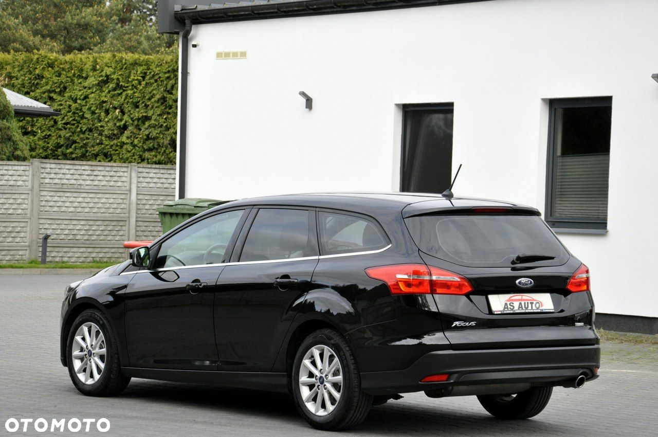 Ford Focus Turnier 1.5 EcoBoost Start-Stopp-System TITANIUM - 31