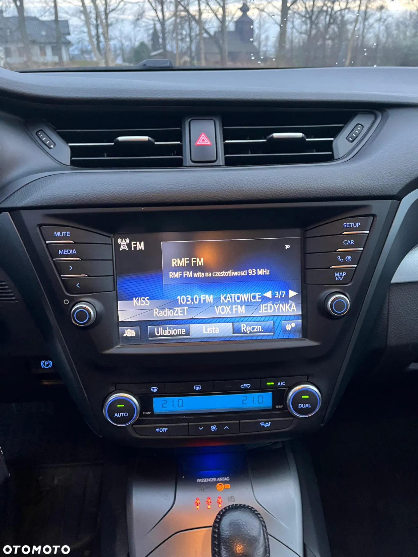 Toyota Avensis 1.8 Prestige MS - 10