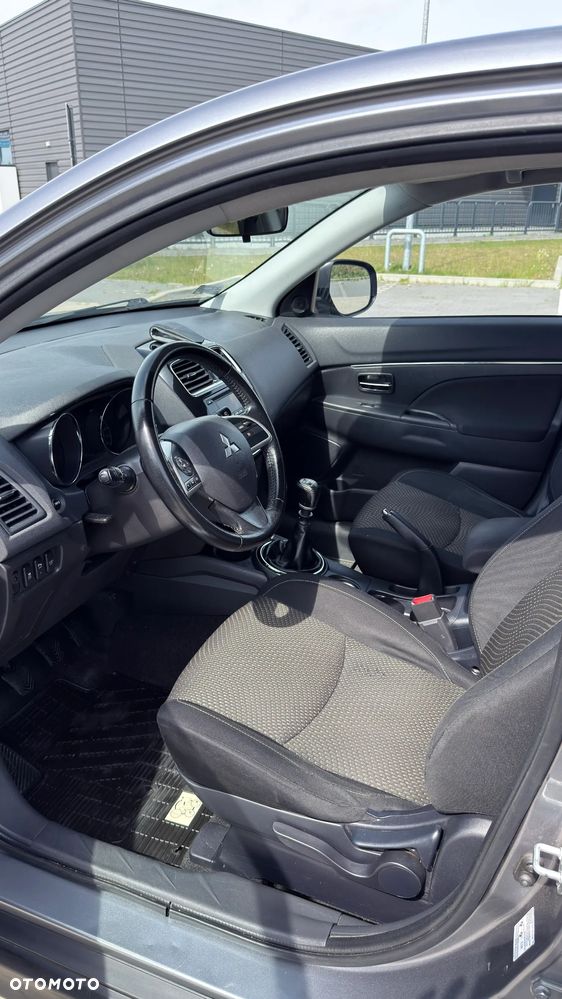 Mitsubishi ASX 1.8 DID Invite 4WD - 12