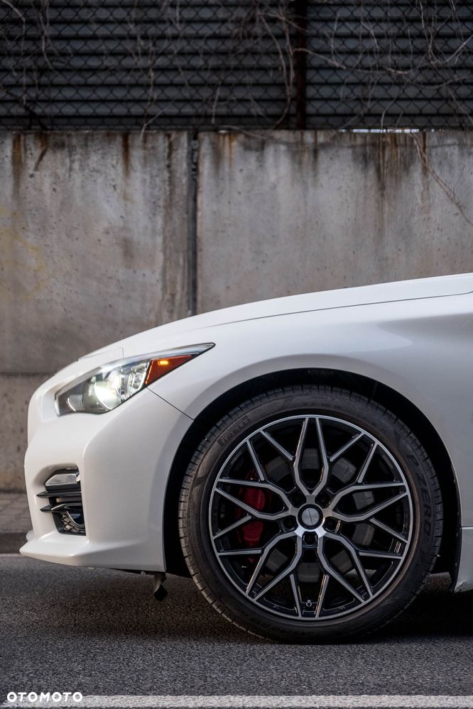 Infiniti Q50 - 11