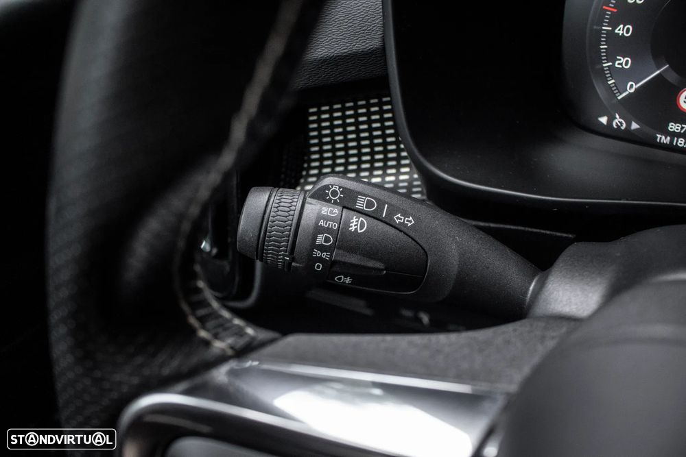 Volvo XC 40 1.5 T5 PHEV R-Design - 16