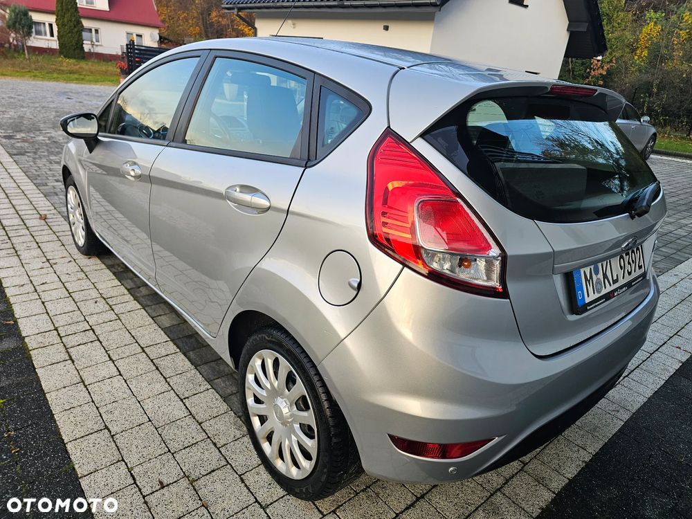 Ford Fiesta 1.25 Trend EU5 - 13