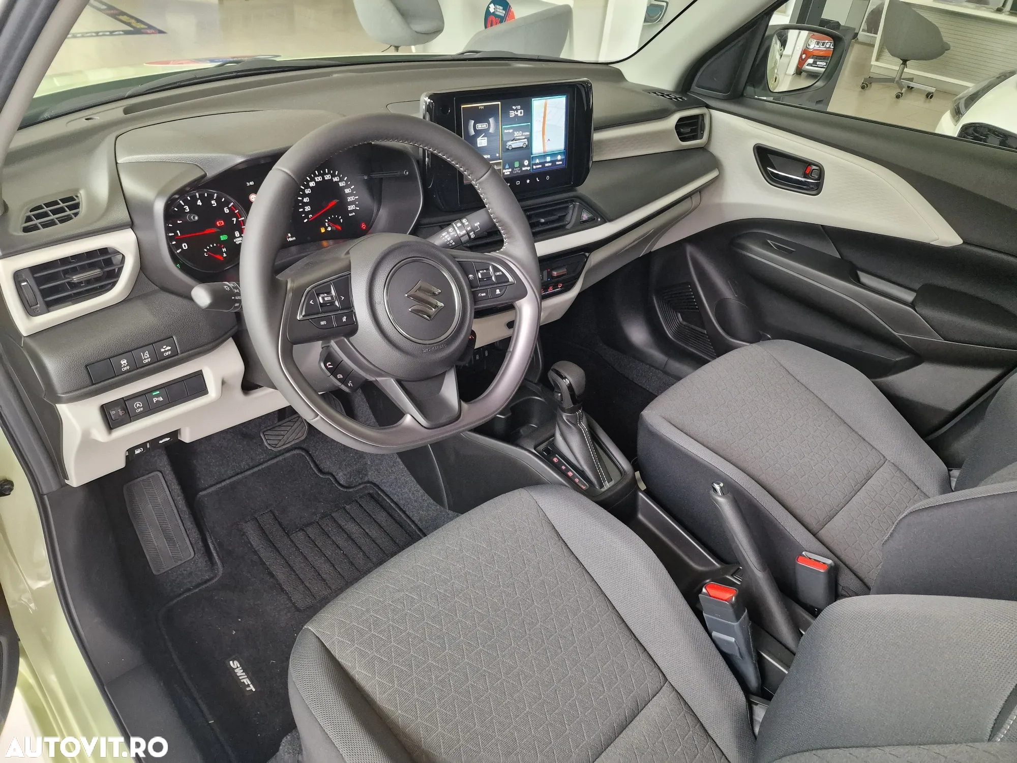 Suzuki Swift 1.2 Dualjet 12V MHEV CVT Passion - 8